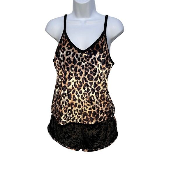 Victoria Secret Pink sleepwear velvet animal print - Picture 1 of 9